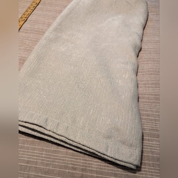 Lauren by Ralph Lauren lined light grey curtain panel - Picture 4 of 6